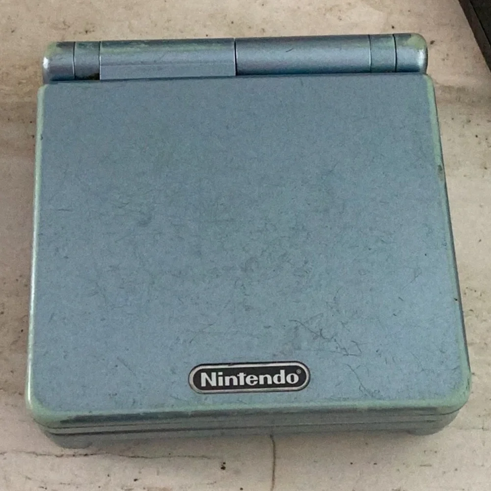 Nintendo Game Boy Advance SP Console Back Lit AGS-101 Pearl Blue Charger Working